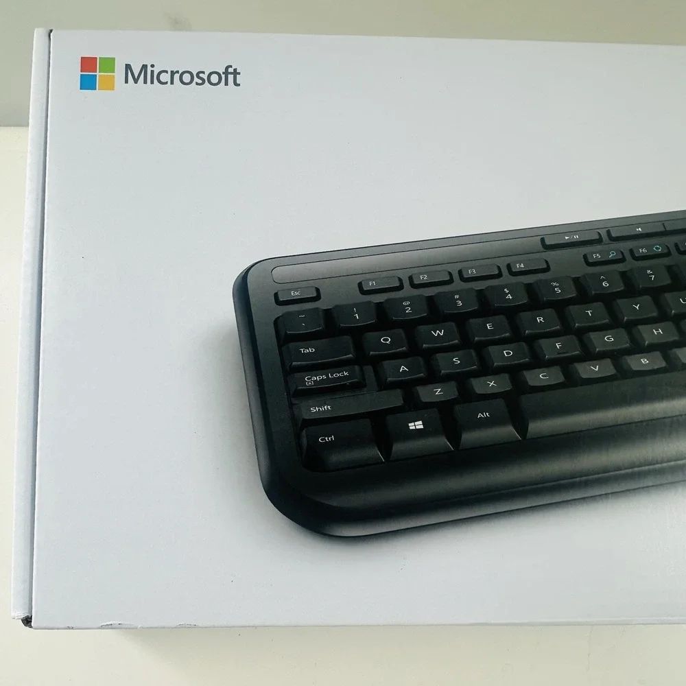 Microsoft Wired Keyboard 600 ANB00001 Wired New Black w Box‎
